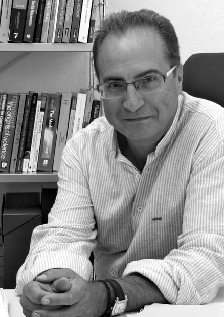 Confer&egrave;ncia: Per entendre la pol&iacute;tica internacional en un m&oacute;n convuls