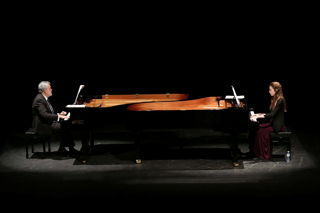 'Concert a dos pianos', de Dionis i Lecha, a l'Espai Escènic del Masnou.