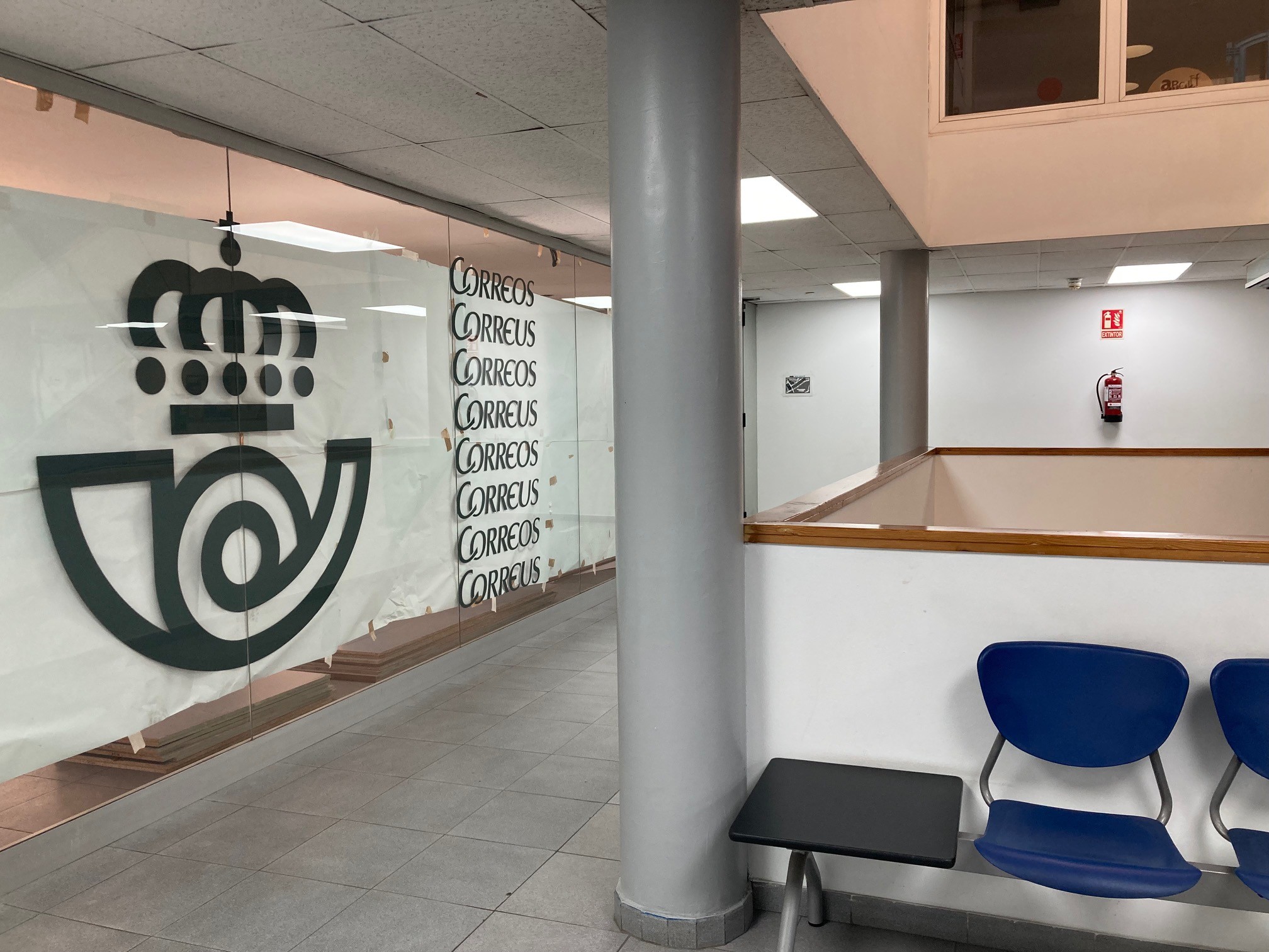 Foto. La zona que es reforma coincideix en part amb l'espai que ocupava Correus.