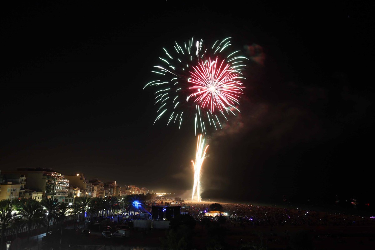 Focs artificials a la Festa Major de Sant Pere 2019.