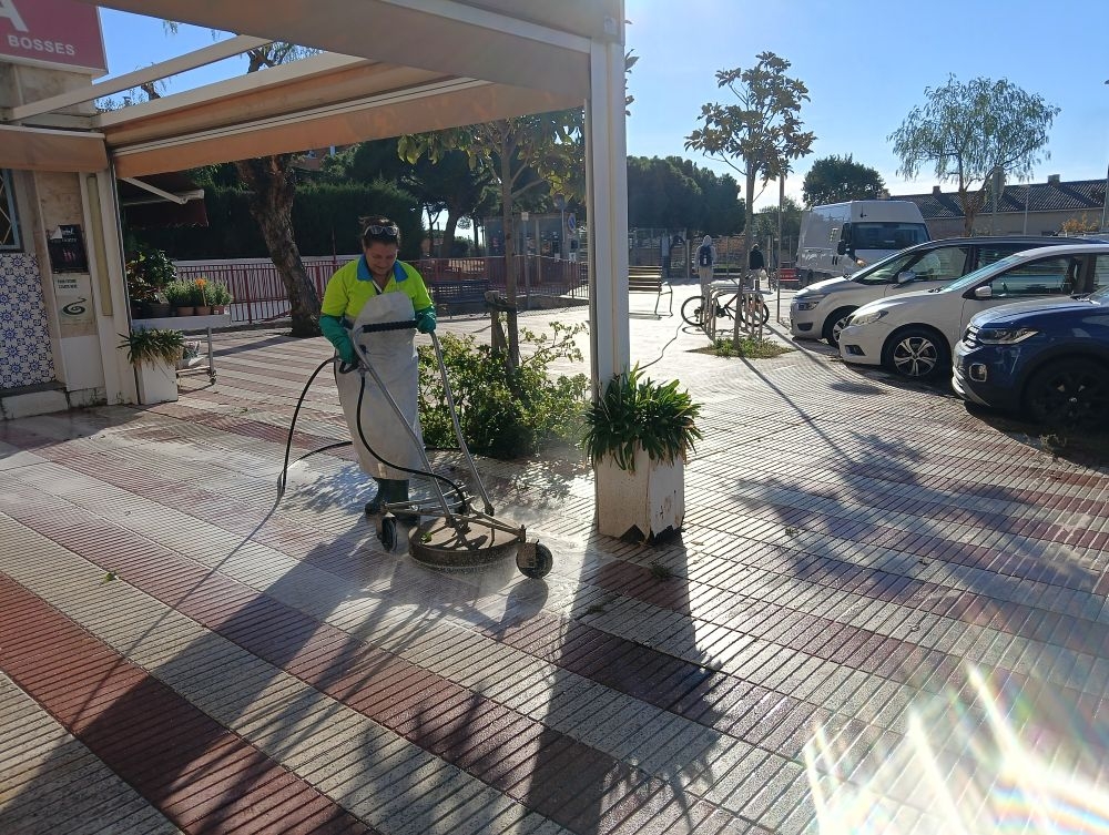 Pla de xoc per millorar la neteja vi&agrave;ria i reparar desperfectes a l'espai p&uacute;blic
