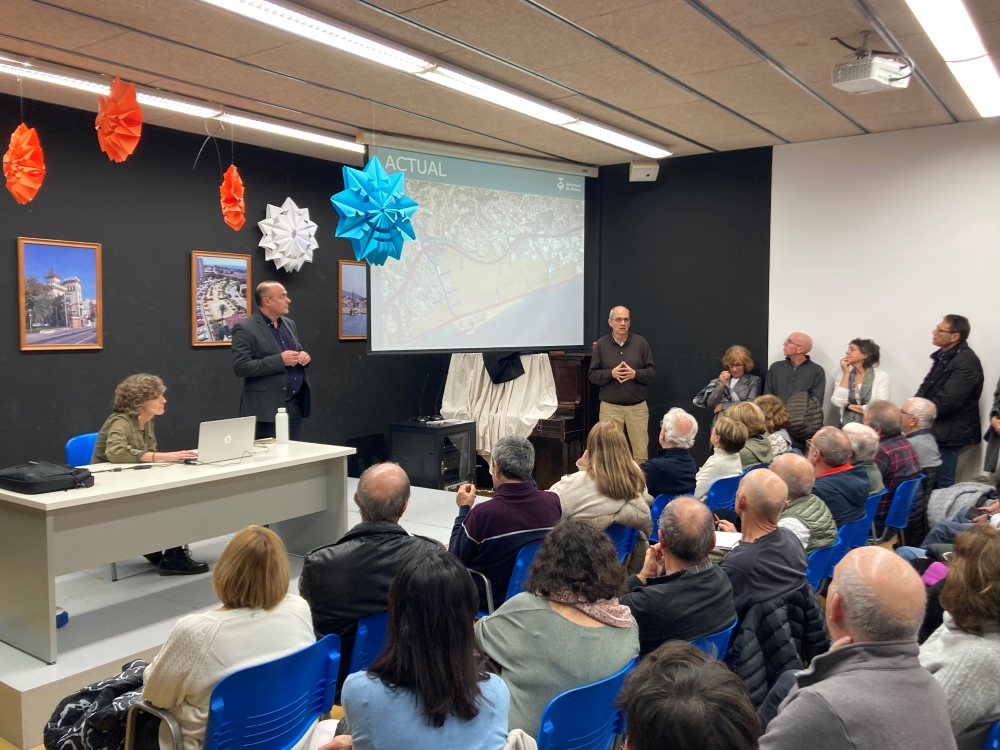 Foto de l'Audiència pública sobre el projecte de nous accessos a l'autopista.